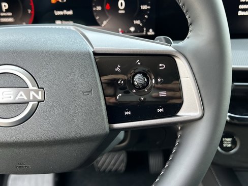 New 2025 Nissan Murano SV image 15