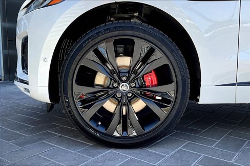 New 2026 Jaguar F-PACE R-Dynamic S image 12