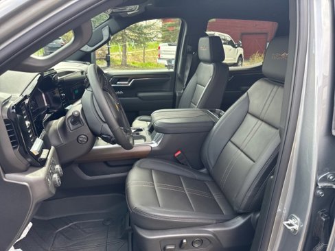New 2025 Chevrolet Silverado 1500 High Country w/ Technology Package image 26