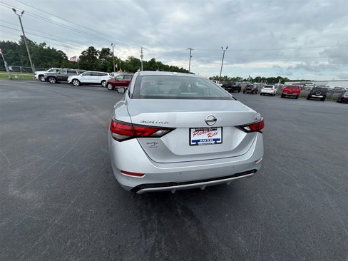 Used 2021 Nissan Sentra SV image 4