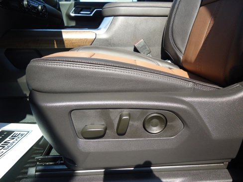 Used 2025 Chevrolet Silverado 2500 High Country image 28