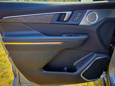 New 2026 Buick Enclave Avenir w/ Super Cruise Package image 10