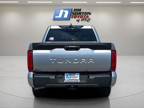 New 2026 Toyota Tundra SR image 4