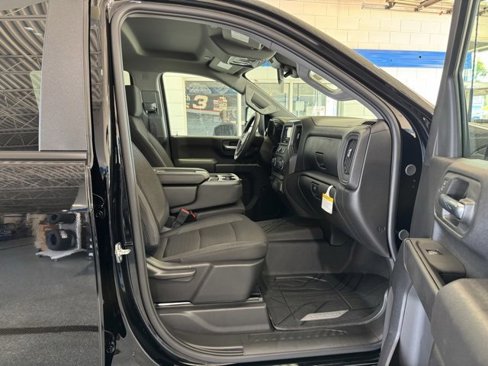 New 2026 Chevrolet Silverado 2500 Custom w/ Custom Value Package image 14