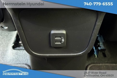 Used 2019 Chevrolet Equinox LT image 12