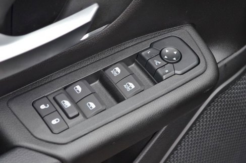 New 2026 RAM 1500 4x4 Crew Cab image 12