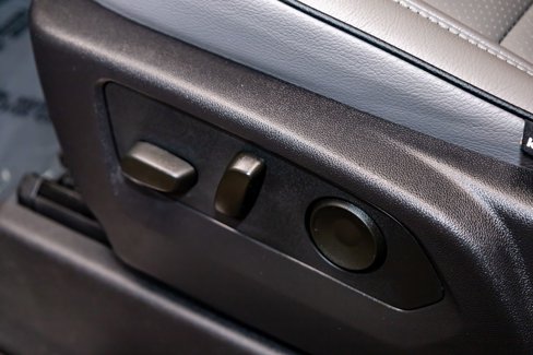 Used 2024 Chevrolet Silverado 1500 LTZ image 25