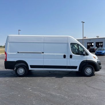 Used 2024 RAM ProMaster 3500 w/ Convenience Group image 11
