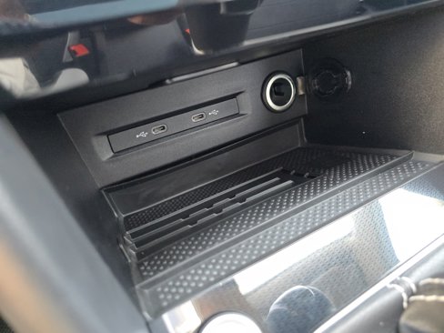 New 2025 Volkswagen Taos SE image 25