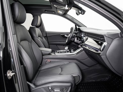 Certified 2025 Audi Q7 3.0T Prestige image 21