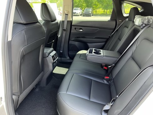 New 2025 Nissan Murano SV image 36