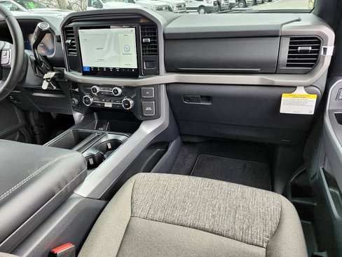 New 2025 Ford F150 XLT w/ Equipment Group 301A Standard image 13