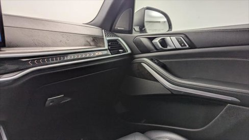 Used 2024 BMW X5 sDrive40i w/ Premium Package image 36