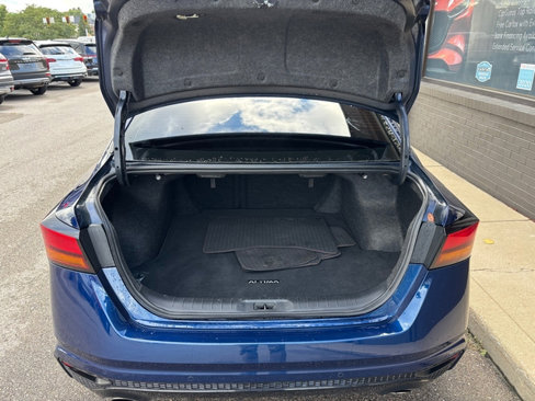Used 2024 Nissan Altima 2.5 SR image 4