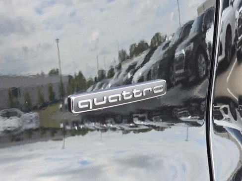New 2025 Audi Q5 Premium Plus image 12