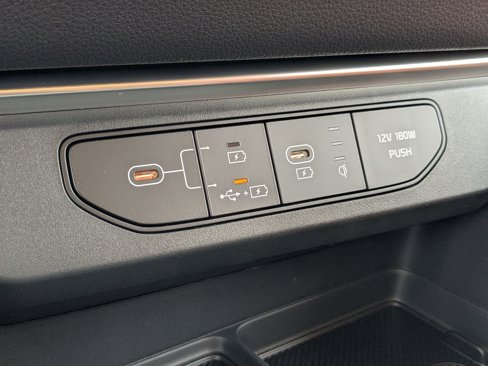 New 2026 Kia Carnival SX Prestige image 24