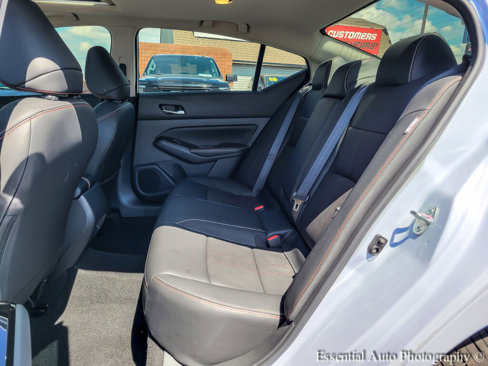 Used 2025 Nissan Altima 2.5 SR w/ SR Premium Package image 13