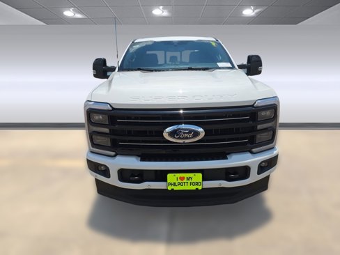 New 2025 Ford F350 Platinum w/ FX4 Off-Road Package image 4