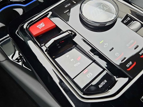New 2026 BMW M5 w/ Executive Package image 33