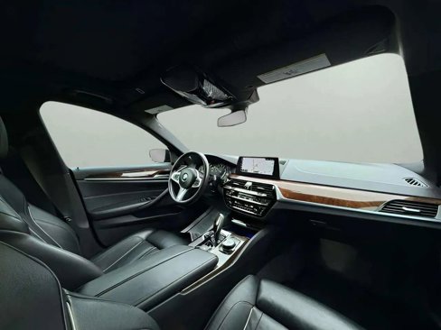 Used 2018 BMW 540i xDrive w/ M Sport Package image 33