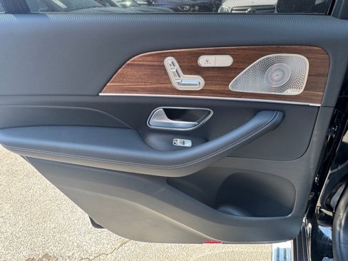 New 2026 Mercedes-Benz GLS 450 4MATIC image 19