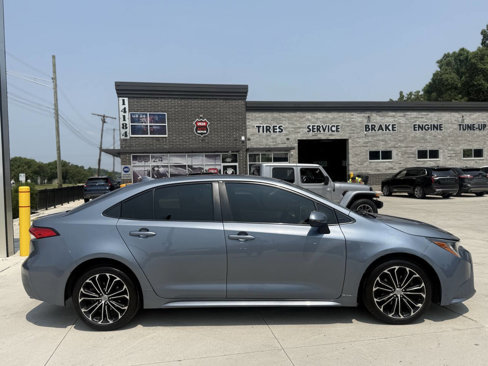 Used 2020 Toyota Corolla LE image 6