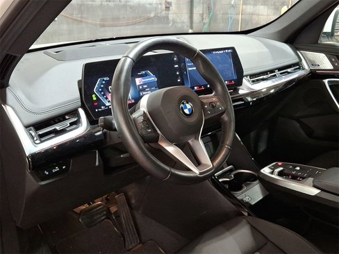 Used 2025 BMW X1 xDrive28i w/ Technology Package image 20