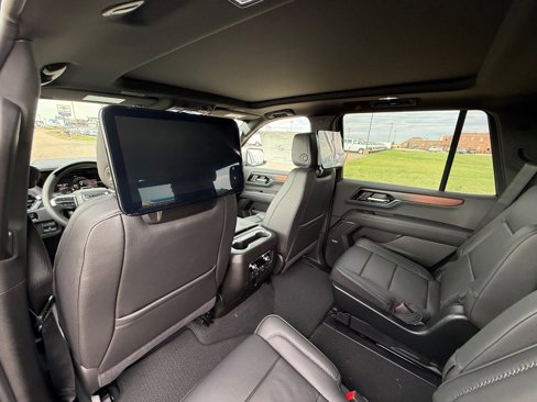 New 2026 GMC Yukon Denali w/ Denali Reserve Package image 14