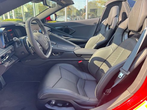 Used 2025 Chevrolet Corvette E-Ray w/ Stealth Interior Trim Package image 32