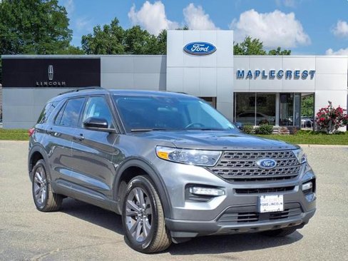 Certified 2024 Ford Explorer XLT w/ Equipment Group 202A image 1