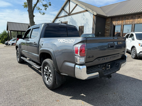 Used 2022 Toyota Tacoma TRD Off-Road image 3