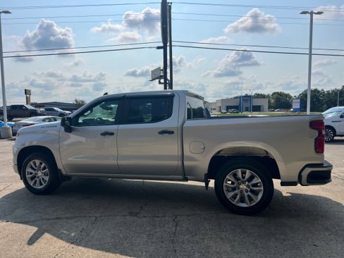 Used 2022 Chevrolet Silverado 1500 Custom image 9