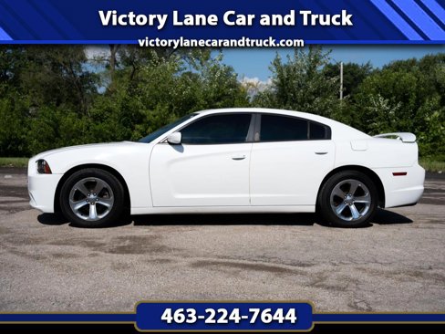 Used 2013 Dodge Charger SXT w/ Sport Appearance Group image 1