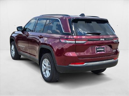 New 2025 Jeep Grand Cherokee Laredo X image 7
