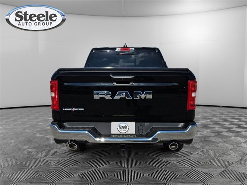 New 2026 RAM 1500 2WD Crew Cab image 4