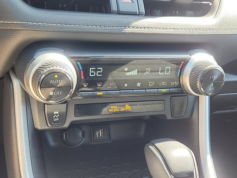 Used 2024 Toyota RAV4 XLE image 15