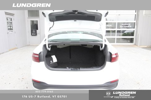 Used 2023 Volkswagen Jetta Sport image 27