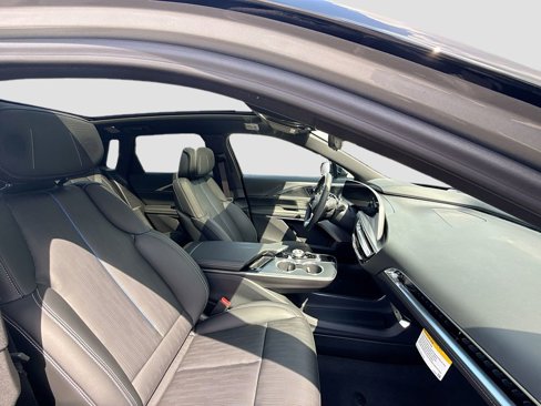 New 2026 Cadillac Lyriq V image 30
