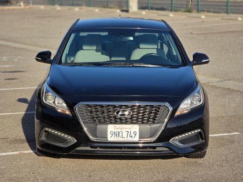 Used 2017 Hyundai Sonata SE image 4