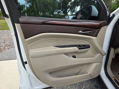 Used 2015 Cadillac SRX Premium image 19