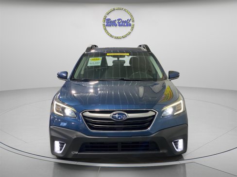 Used 2022 Subaru Outback Premium image 26