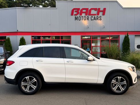 Used 2019 Mercedes-Benz GLC 300 4MATIC image 1