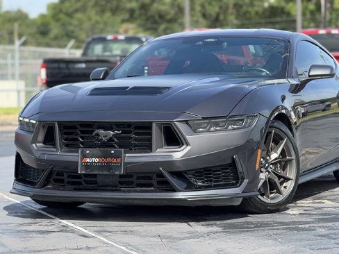 Used 2024 Ford Mustang Dark Horse image 6