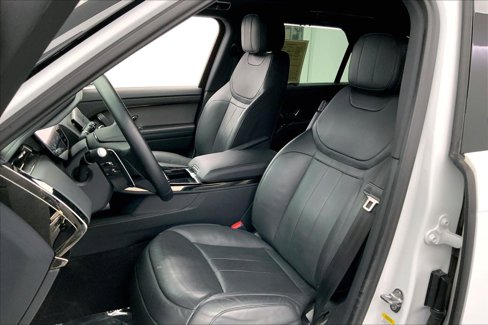 Used 2024 Land Rover Range Rover Sport SE image 12