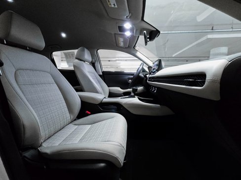 Certified 2024 Honda HR-V LX image 38