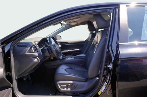 Used 2024 Toyota Camry SE image 16