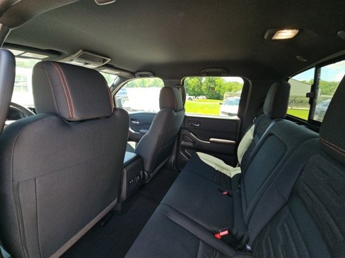 New 2025 Nissan Frontier PRO-4X image 27