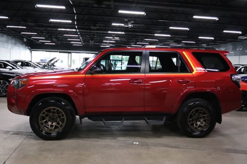 Used 2023 Toyota 4Runner 40th Anniversary SE image 2