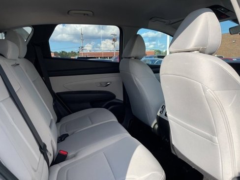 Used 2025 Hyundai Tucson SEL image 12