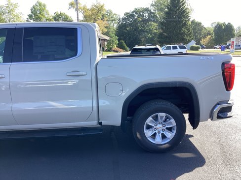 New 2026 GMC Sierra 1500 SLE w/ Preferred Package image 4